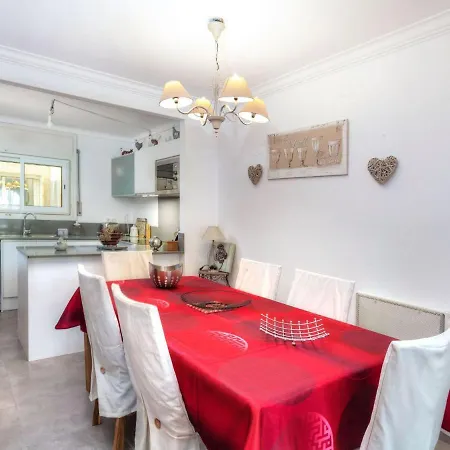 Holiday home Holiday Isis L'Escala